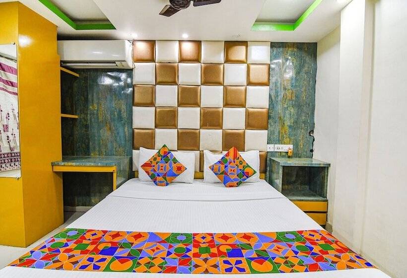 Отель Fabexpress Trivedi International