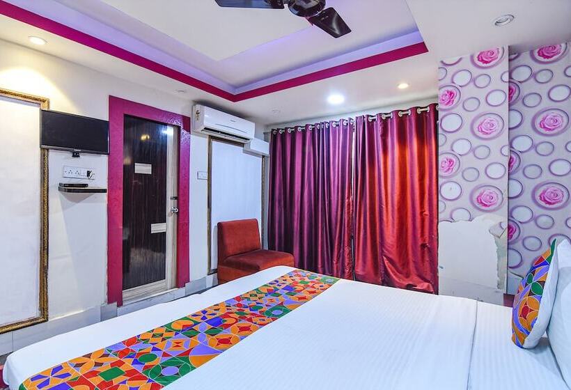 Отель Fabexpress Trivedi International