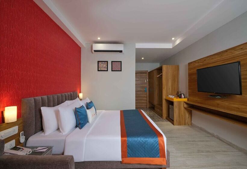 Отель Zone Connect By The Park Indore