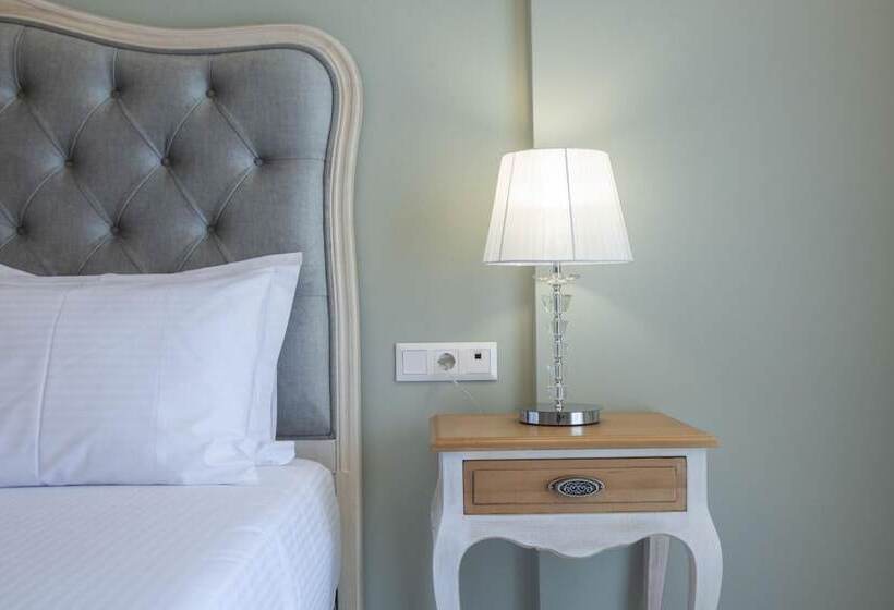 펜션 Vk Luxury Suites   Private Parking   Adults Only