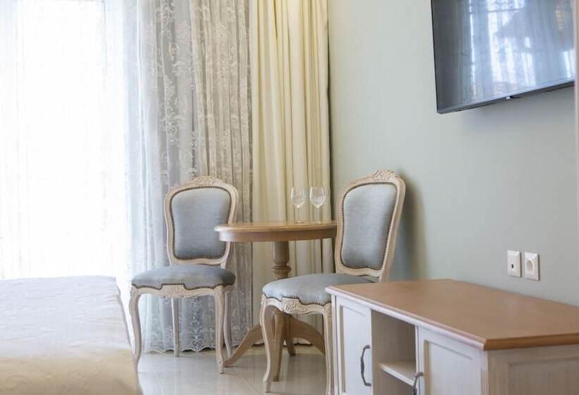 펜션 Vk Luxury Suites   Private Parking   Adults Only