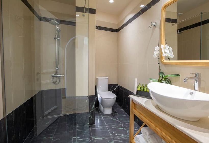 펜션 Vk Luxury Suites   Private Parking   Adults Only