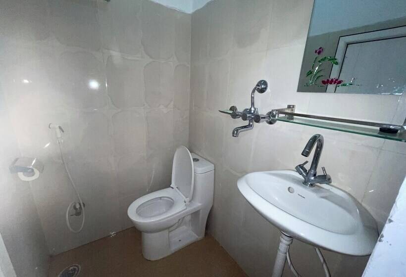 پانسیون Yuriko Guest House