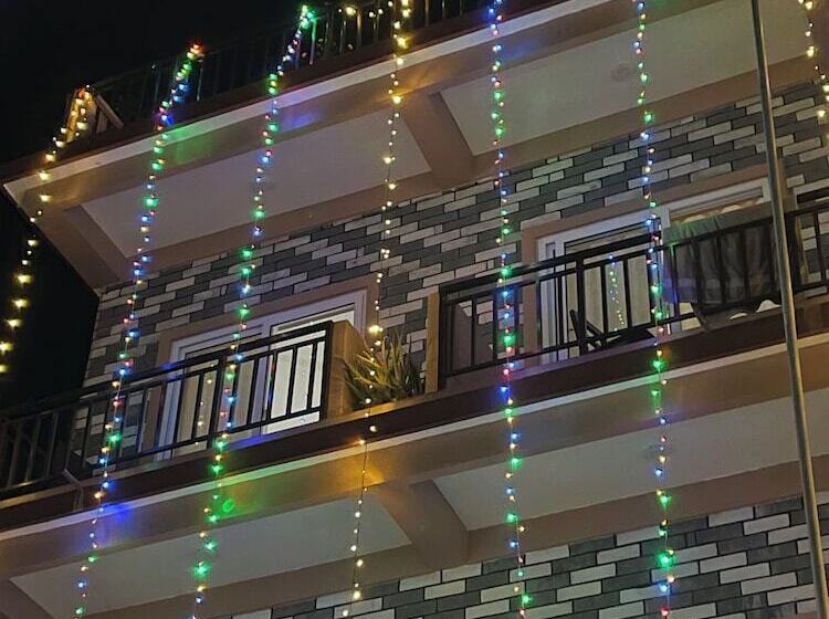 پانسیون Yuriko Guest House