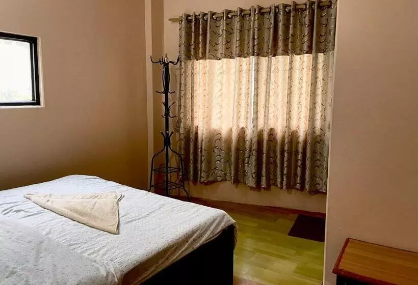 پانسیون Yuriko Guest House