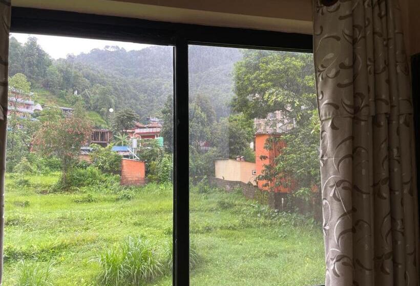 پانسیون Yuriko Guest House