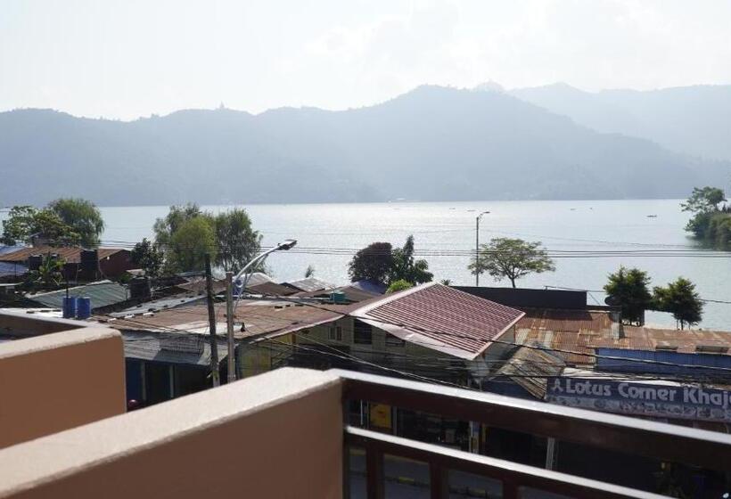 پانسیون Yuriko Guest House