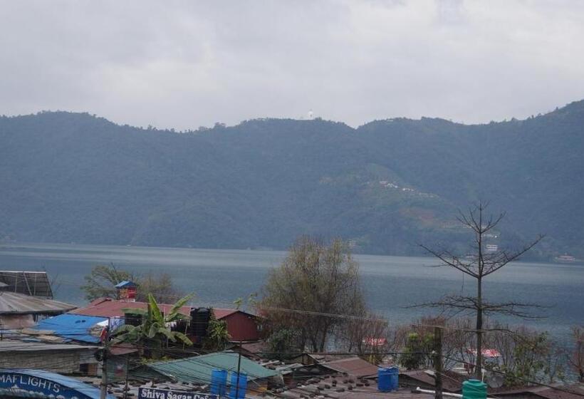 پانسیون Yuriko Guest House