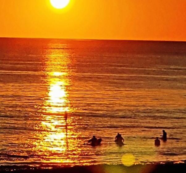 Coastal Oceanview 2bedrm 2bath Pool & Slide!