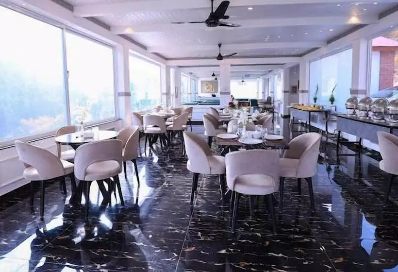 Destination Hotel Thandiani