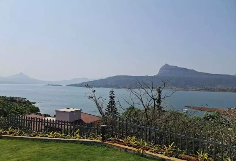 Hotelli Jumbo Paradise