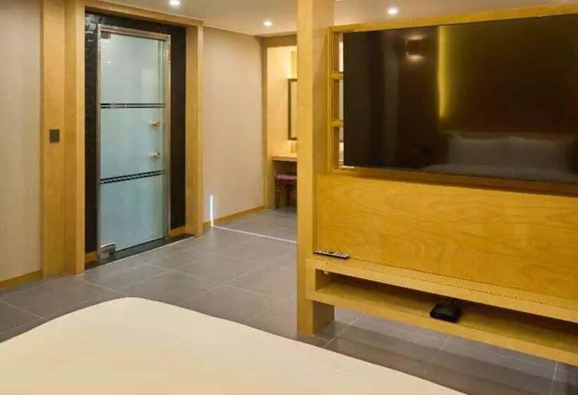 Hotelli Sokcho Mir