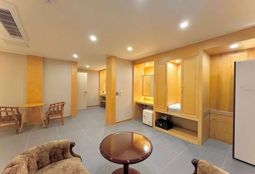Hotelli Sokcho Mir