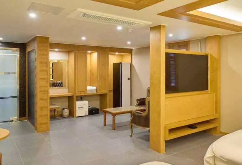 Hotelli Sokcho Mir