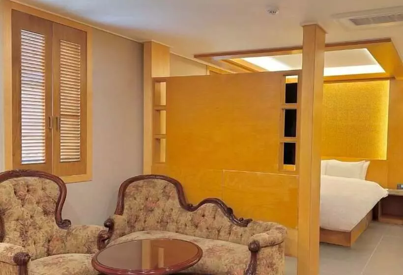 Hotelli Sokcho Mir