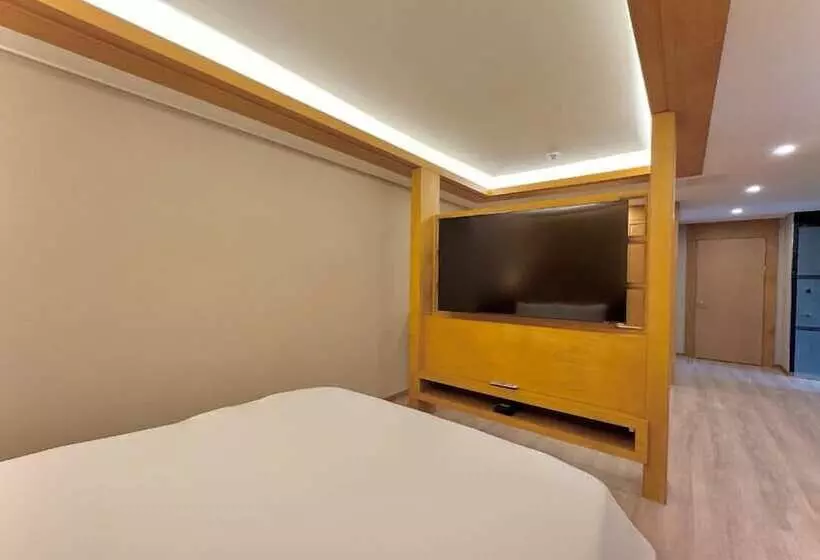 Hotelli Sokcho Mir