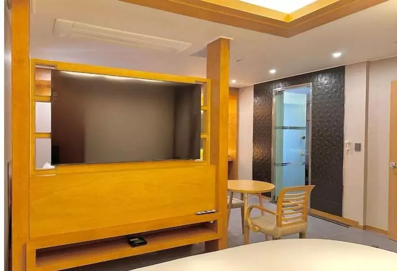 Hotelli Sokcho Mir