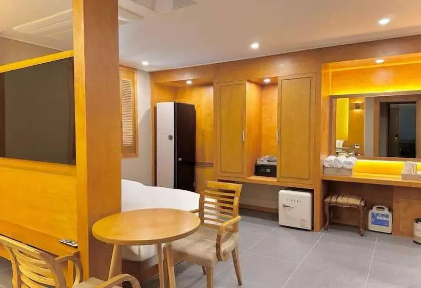 Hotelli Sokcho Mir