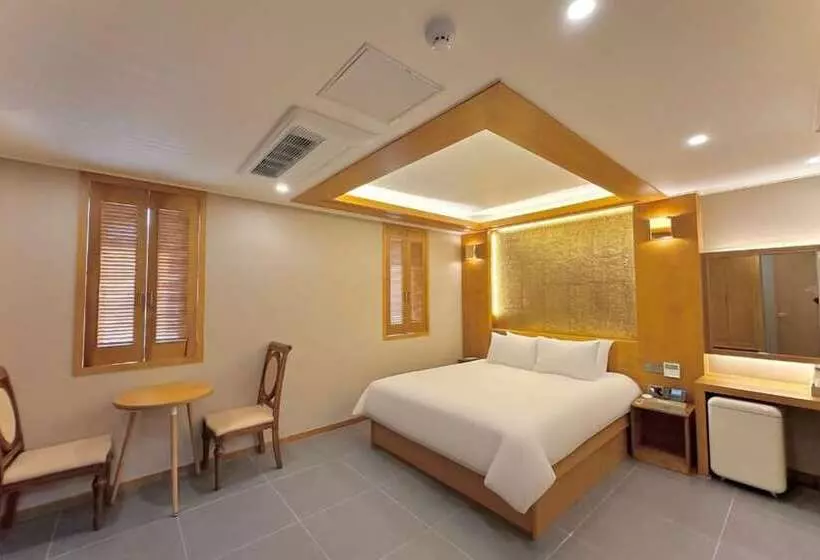 Hotelli Sokcho Mir