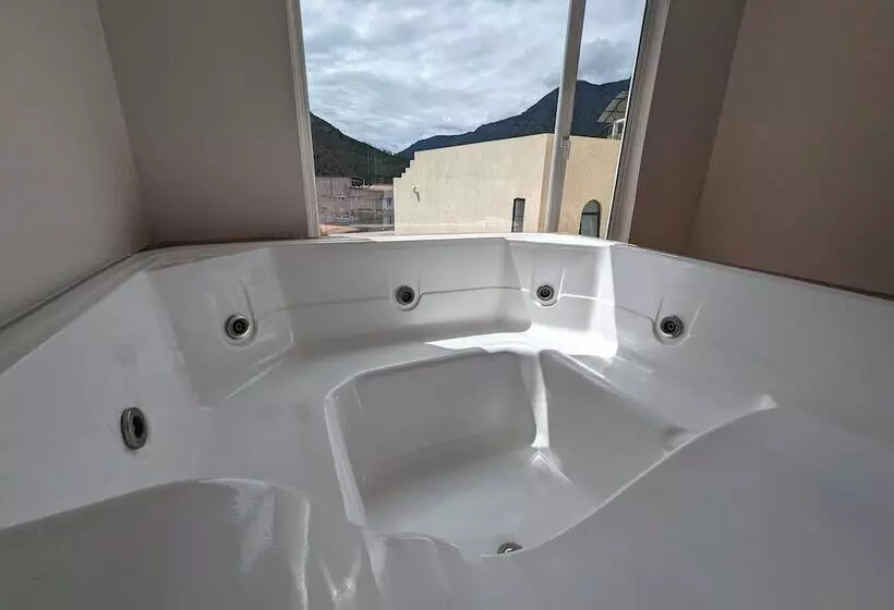 ホテル Shannon 360