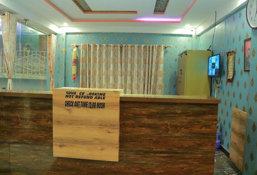 هتل Snow Land Murree