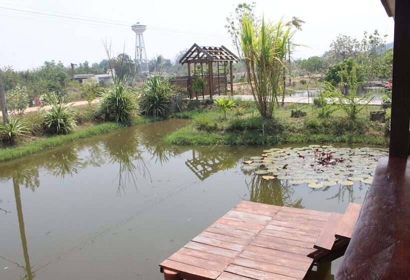 Hotel Baan Suan Mulberry Farmstay