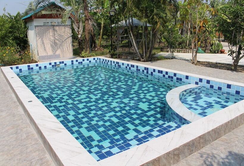 Hotel Baan Suan Mulberry Farmstay