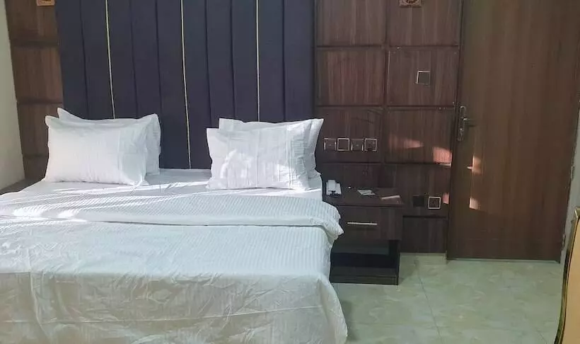 هتل Davina Hill Resorts And