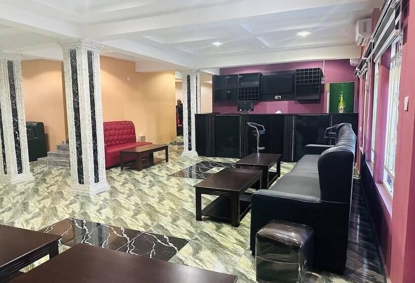 هتل Davina Hill Resorts And