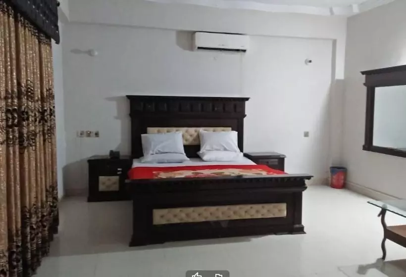 هتل Decent Lodges