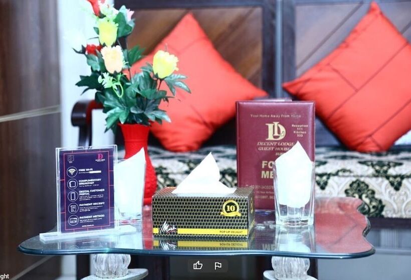 هتل Decent Lodges