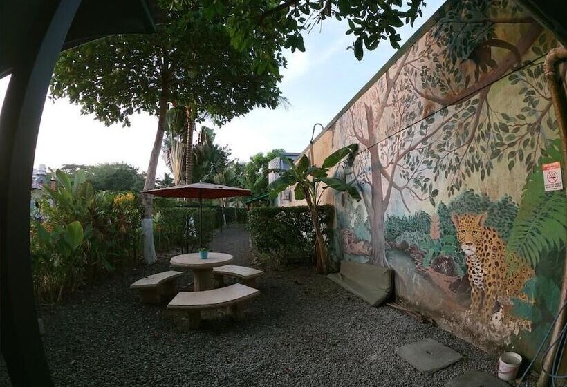 Отель Perico Azul