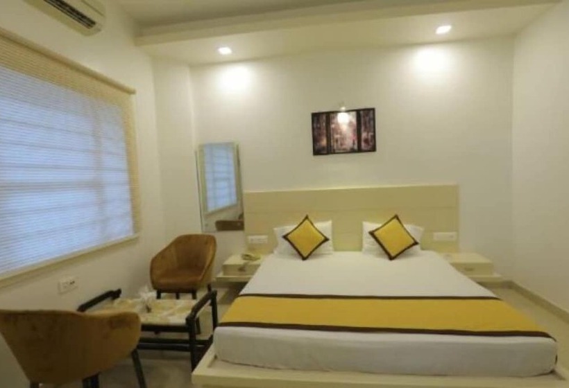 호텔 Sahibs Red Carpet