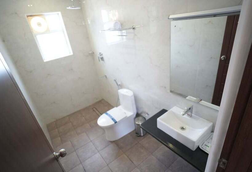 בית מלון כפרי Seasons