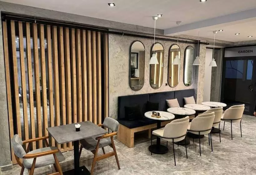 ホテル Siya Boutique