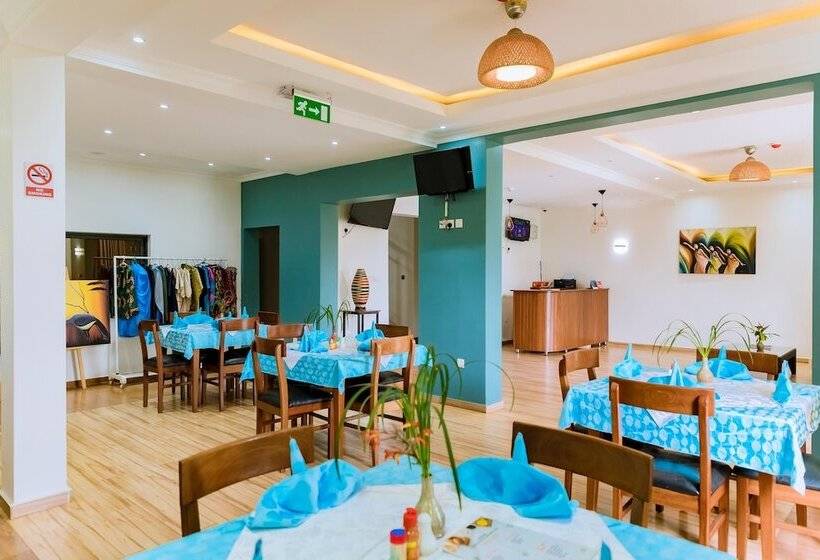 هتل The Little Hill Boutique