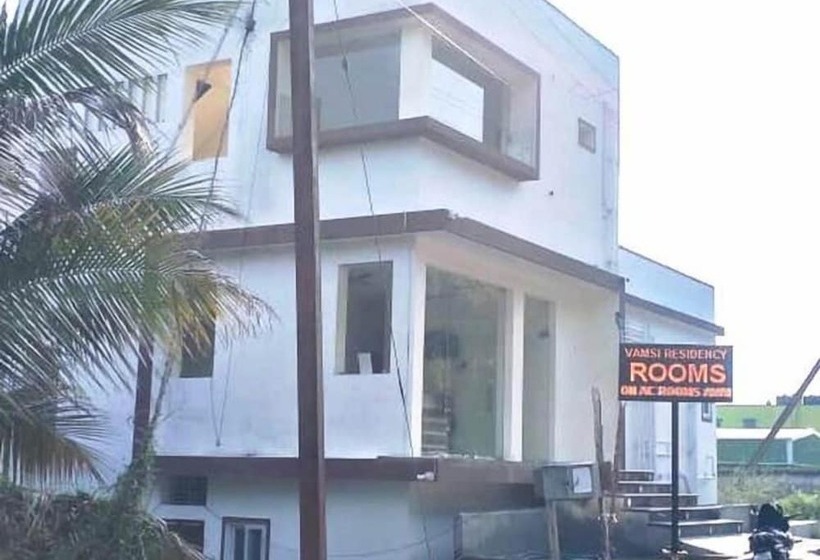 Hotel Vamsi Residency