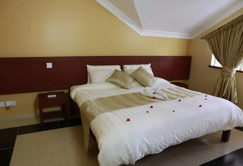Kusyombunguo Hotel Lukenya