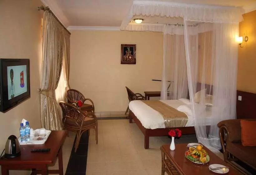 Kusyombunguo Hotel Lukenya