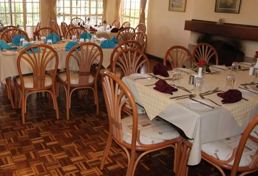Kusyombunguo Hotel Lukenya