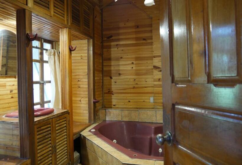 هتل Mandacaru Puerto Viejo