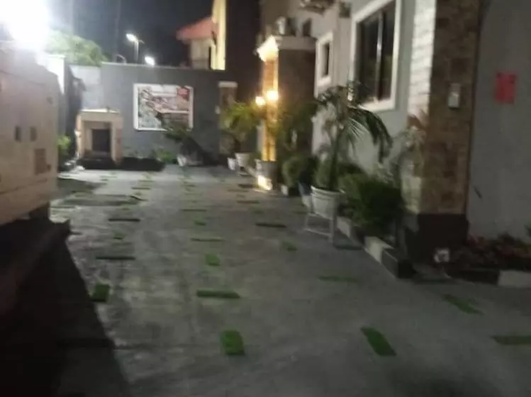 Morada Hotels Ltd