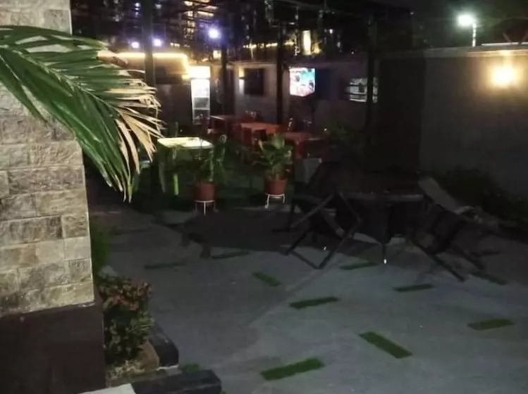 Morada Hotels Ltd