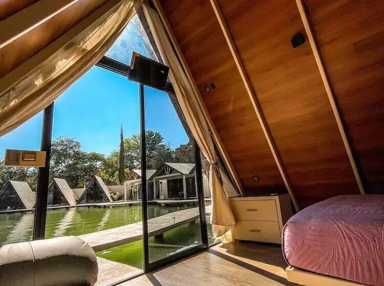 Río Hotel Y Glamping