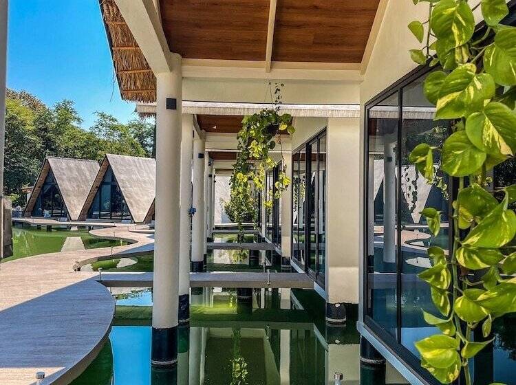 Río Hotel Y Glamping