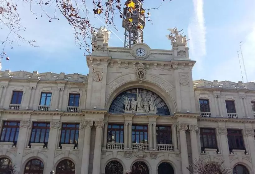 ユースホステル Habitaciones Barcelonina