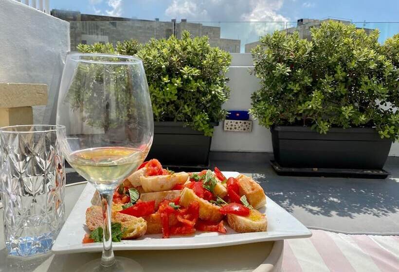 تختخواب و صبحانه Boco Boutique