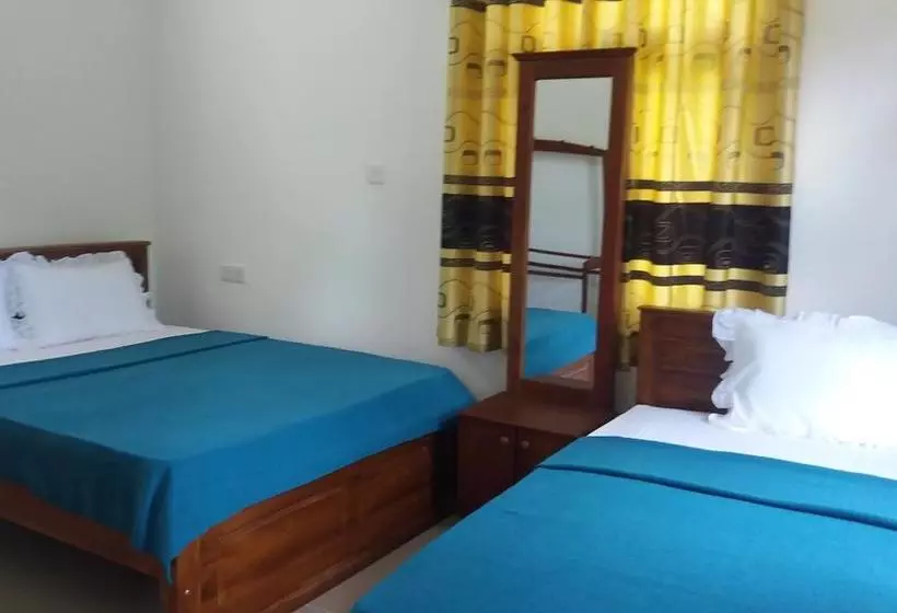 Bed and Breakfast Montes Ella