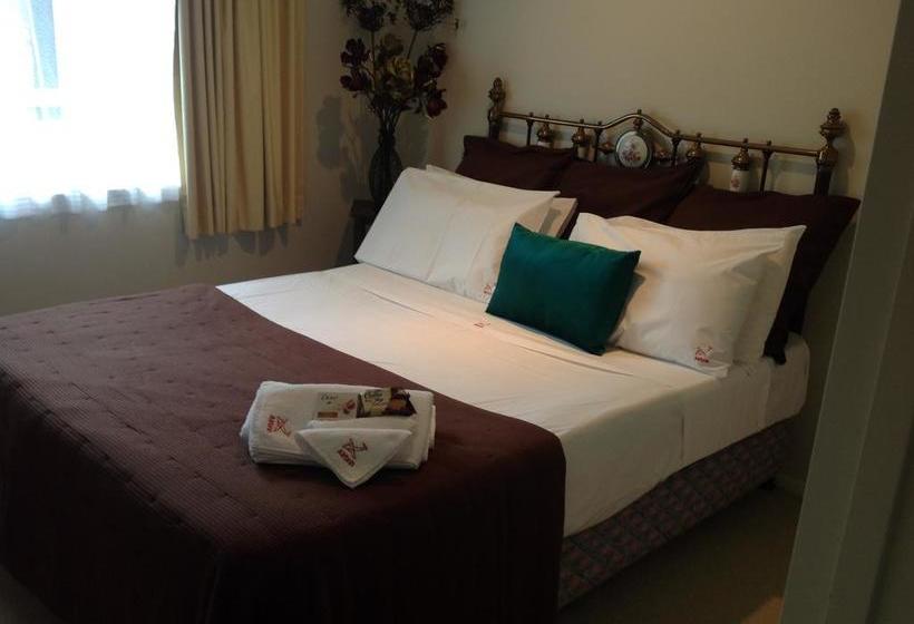 ベッドアンドブレックファースト Howick Luxury Large Home