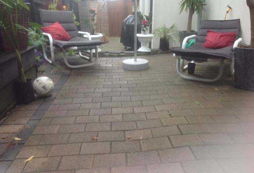 ベッドアンドブレックファースト Howick Luxury Large Home